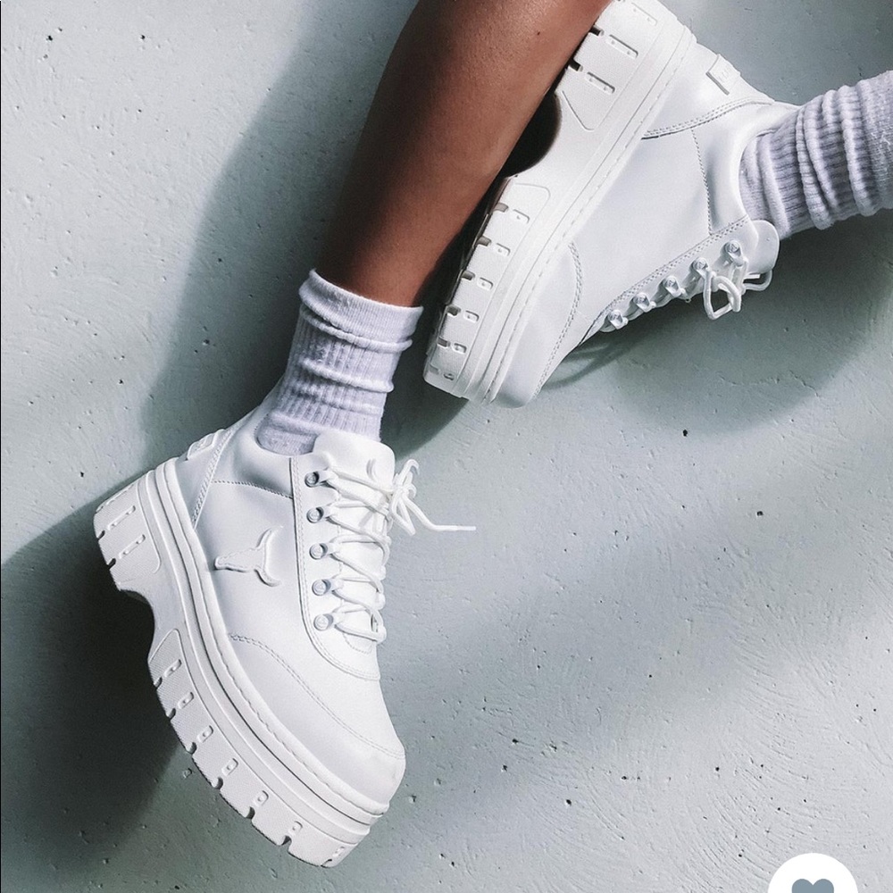 Windsor Smith white platform sneaker